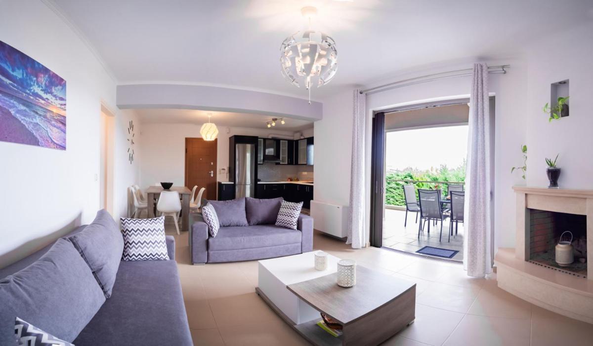 Panorama Apartment Apolpaina Buitenkant foto